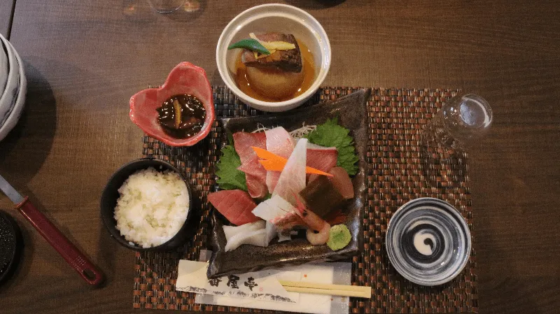 寒鰤定食全景